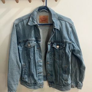 Levi’s vintage denim jacket XS good condition / runs a little large